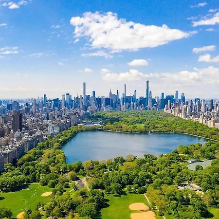 2Br 2Ba Steps From Central Park, Great Location!